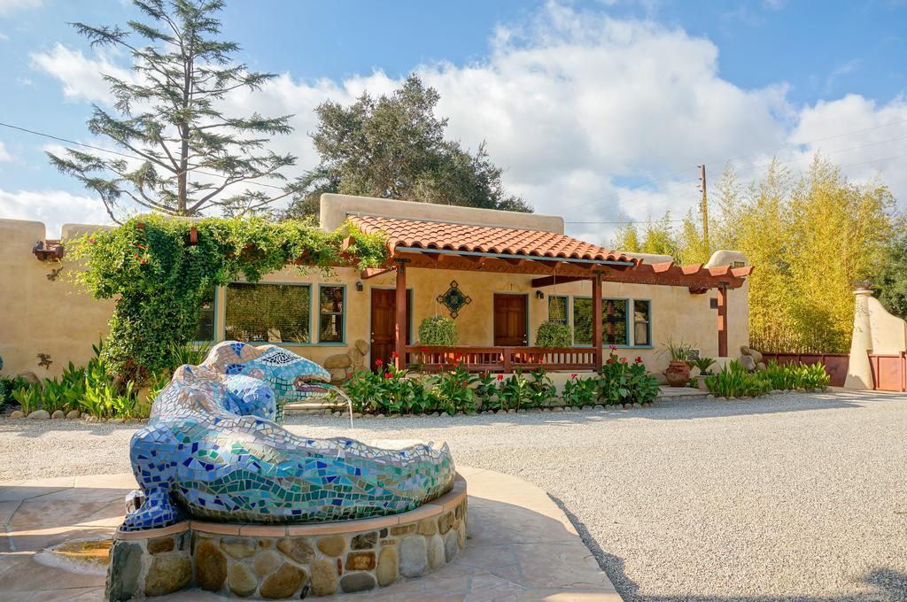 אוחאי Blue Iguana Inn מראה חיצוני תמונה
